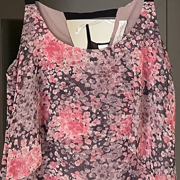 Sugarlips Floral Print Dress is So Feminine Size Small NWT - Picture 4 of 9
